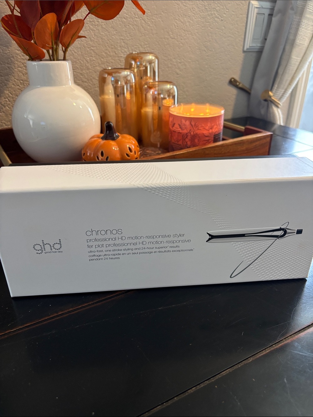 NWT ghd Chronos white 1” flat iron